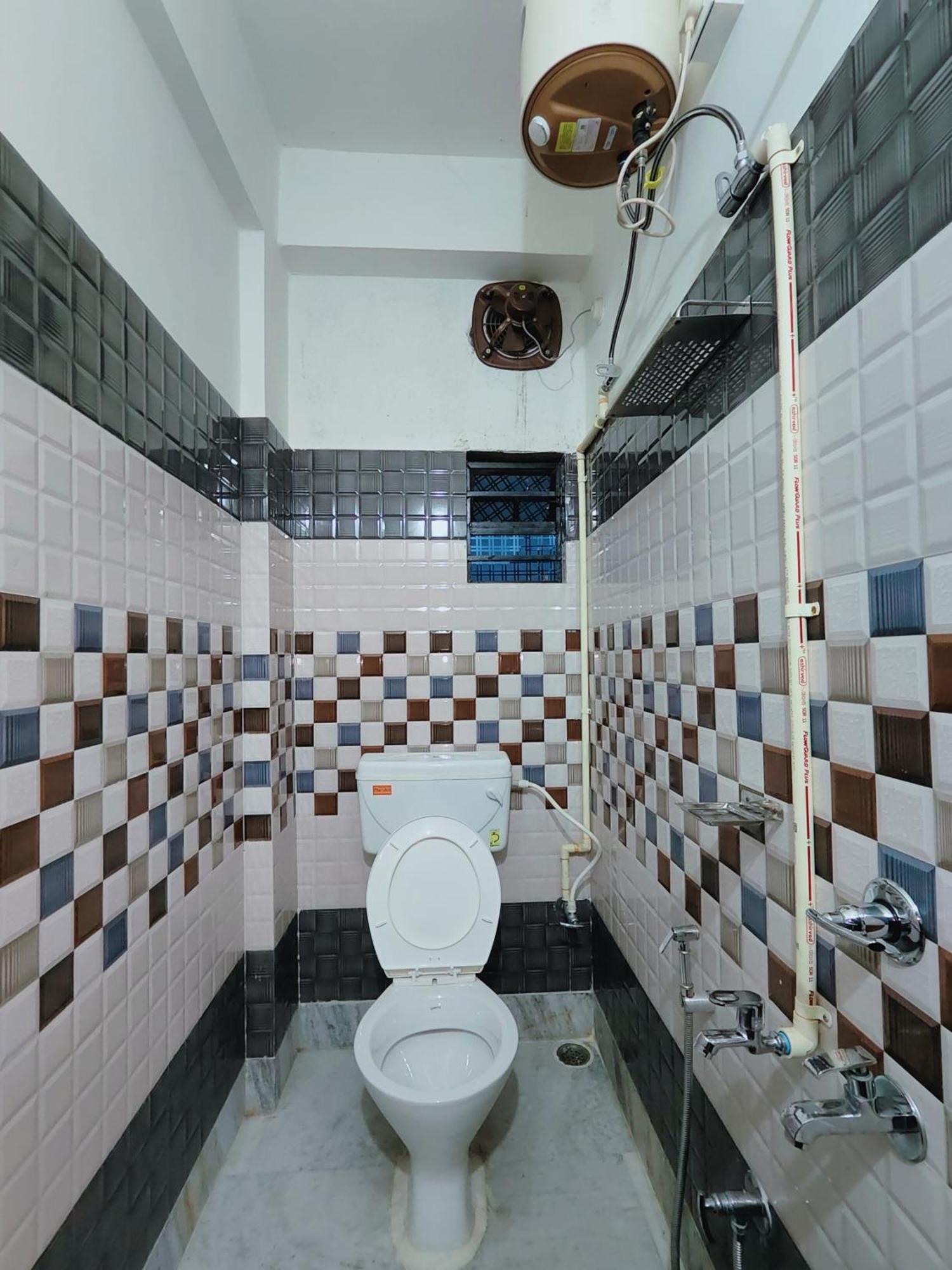 Gulab Lodge Siliguri Dış mekan fotoğraf