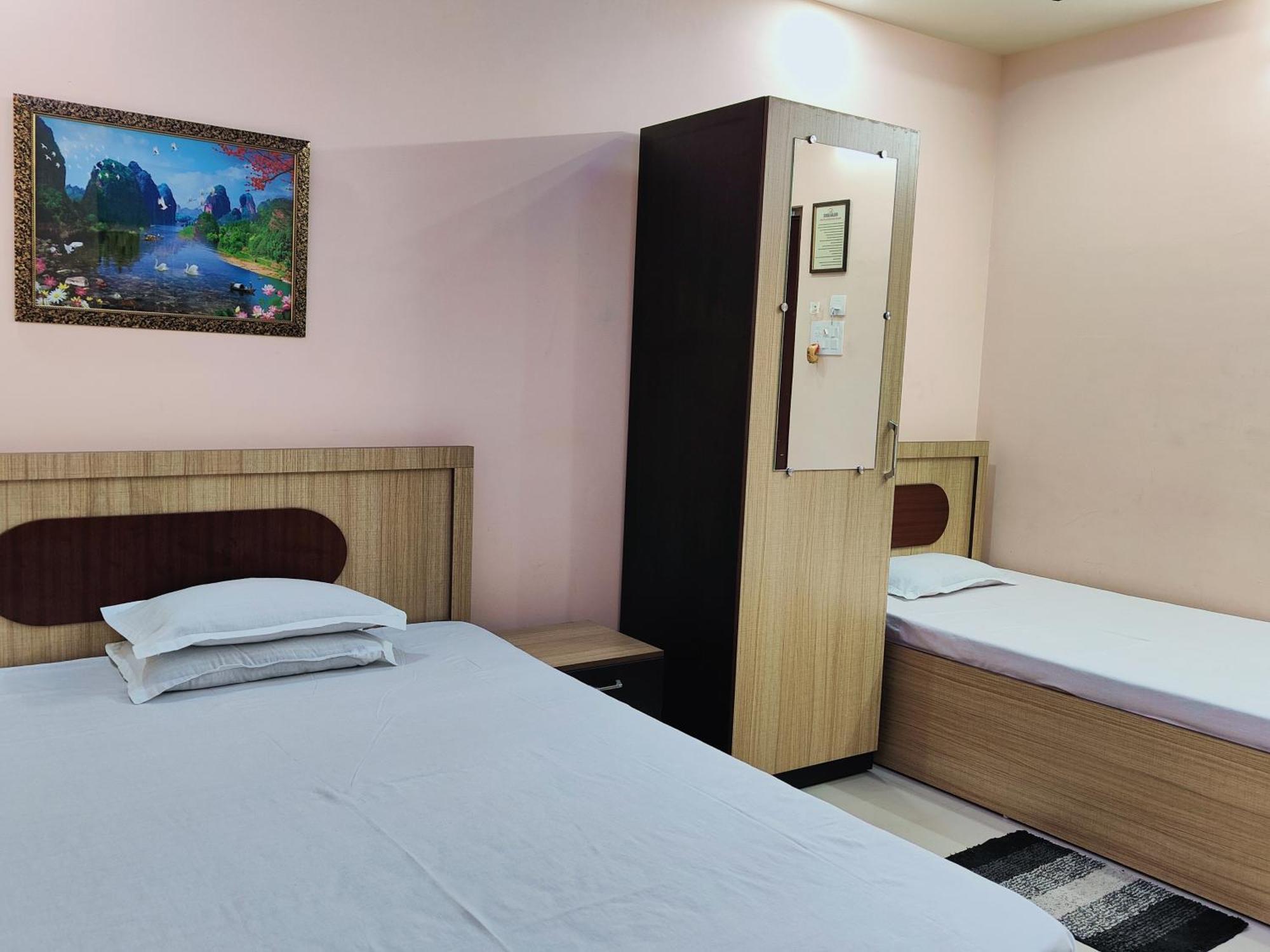 Gulab Lodge Siliguri Dış mekan fotoğraf