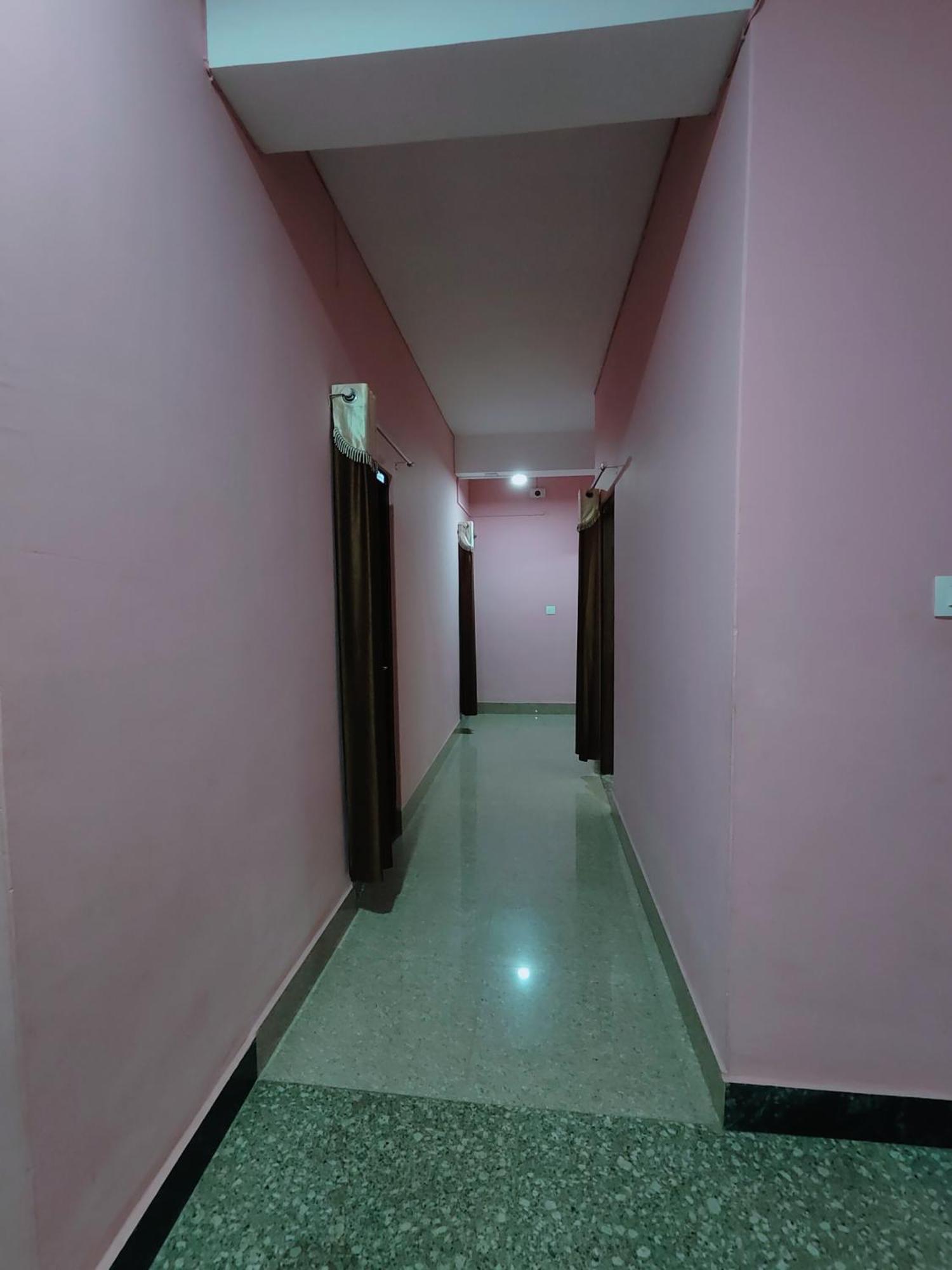 Gulab Lodge Siliguri Dış mekan fotoğraf